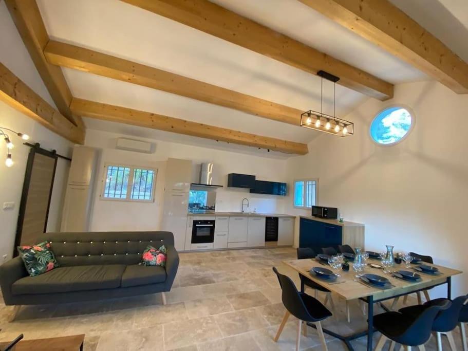 Villa Cigalons En Pleine Pinede Avec Piscine Chauffee De Mai A Septembre Auriol Buitenkant foto