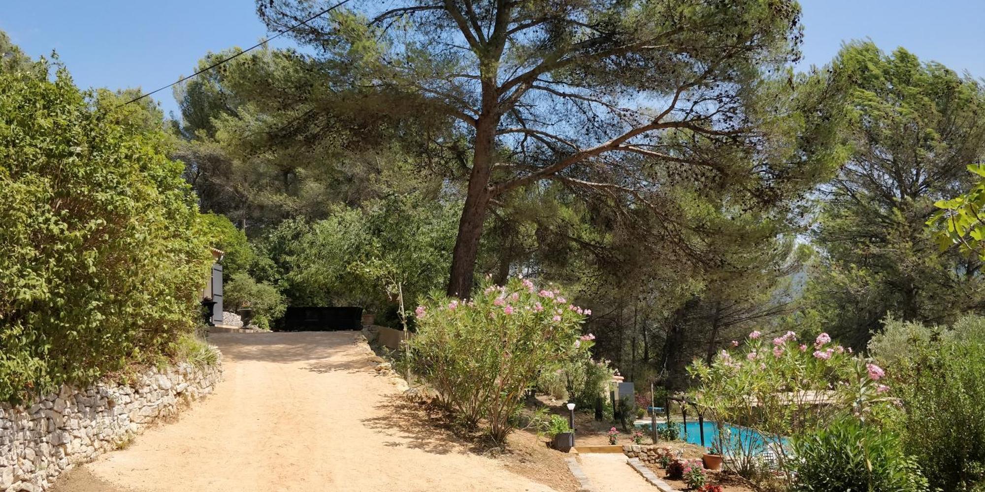 Villa Cigalons En Pleine Pinede Avec Piscine Chauffee De Mai A Septembre Auriol Buitenkant foto